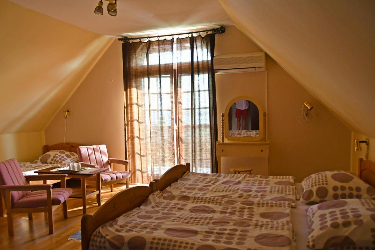 Pigal Panzio Bed & Breakfast Badacsonyörs Eksteriør bilde