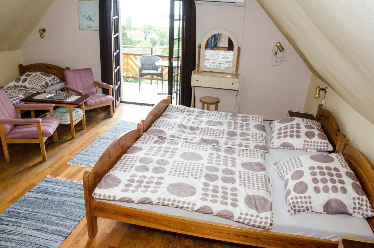 Pigal Panzio Bed & Breakfast Badacsonyörs Eksteriør bilde